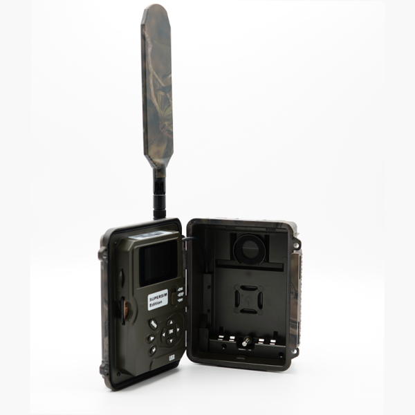 SEISSIGER Wildkamera Special-Cam LTE "Weißblitz" - SUPERSIM-Edition inkl. 18650 Akkus