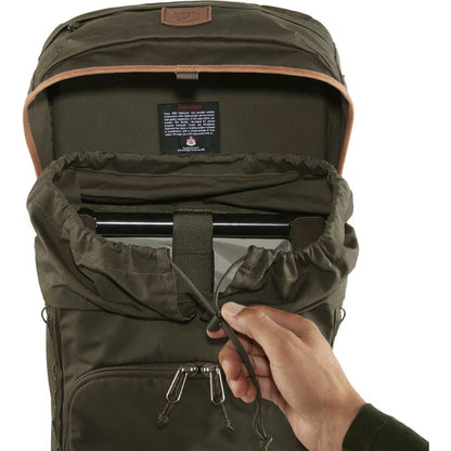 Fjällräven - Singi Stubben 27 Sitzrucksack Dark Olive